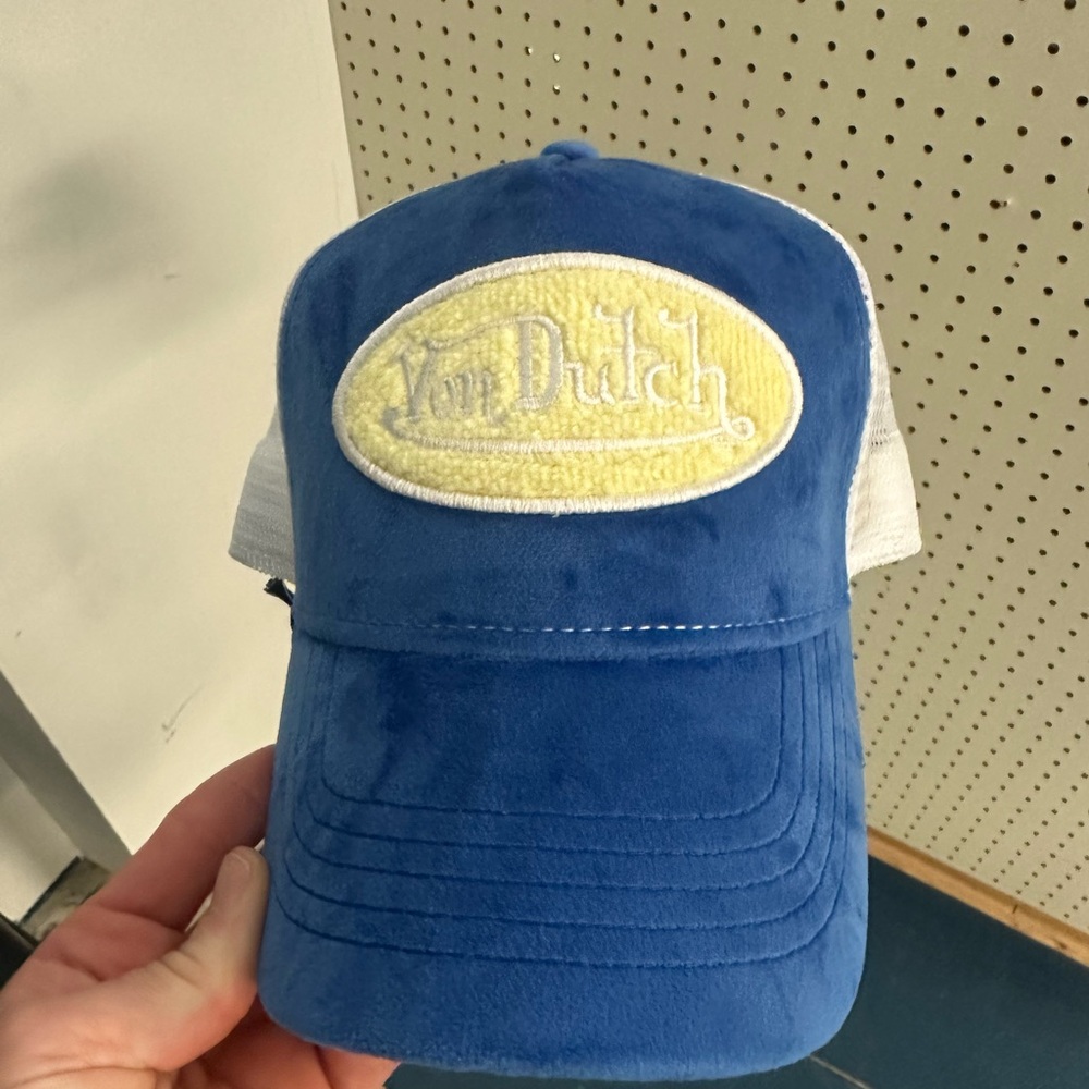 NEW w/ TAGS! Von Dutch Chenille Trucker Hat! - Picture 2 of 4